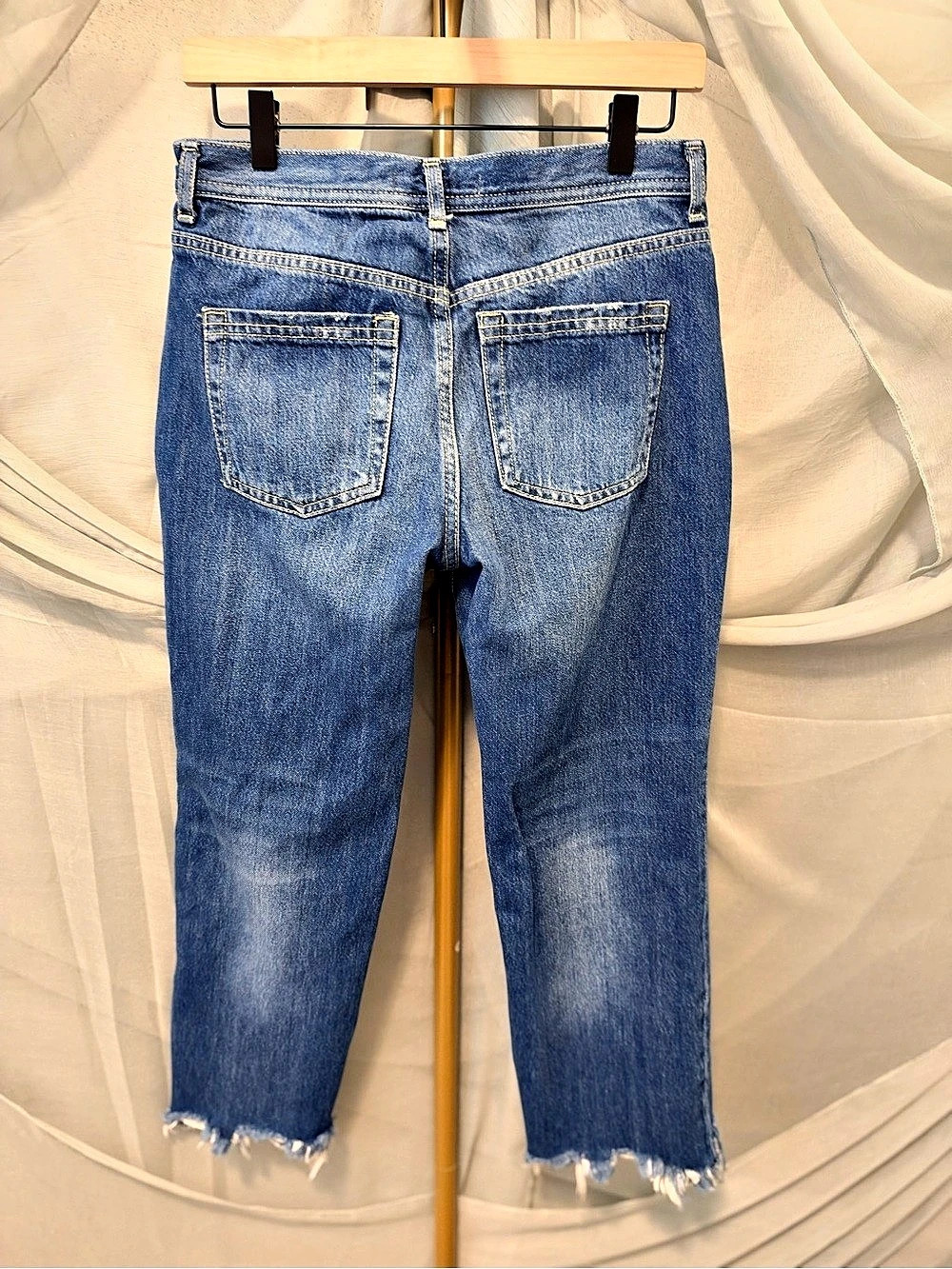 We The Free Maggie Ripped Crop Straight Leg Jeans Blue Waist 27 - Picture 3 of 6